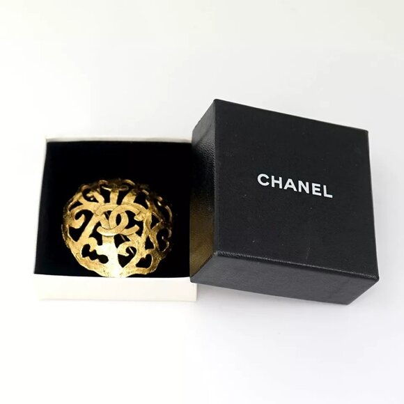 CHANEL CC Logos Filigree Camellia Brooch Gold Tone 25 Pin Auth w/Box n1144-2 - Picture 8 of 16